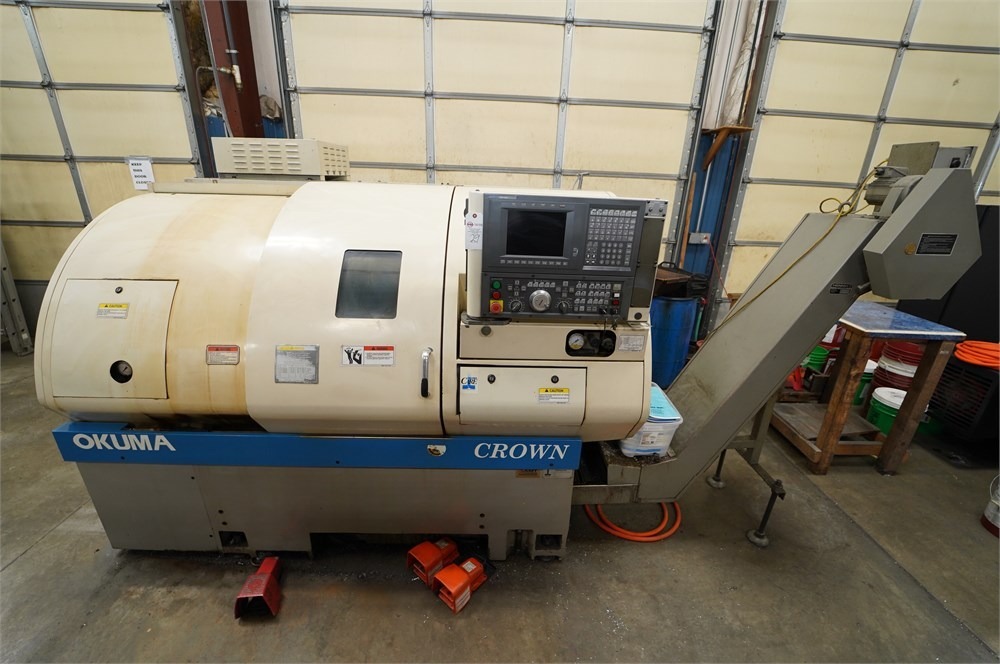 OKUMA CROWN 762S 2-AXIS CNC TURNING CENTER